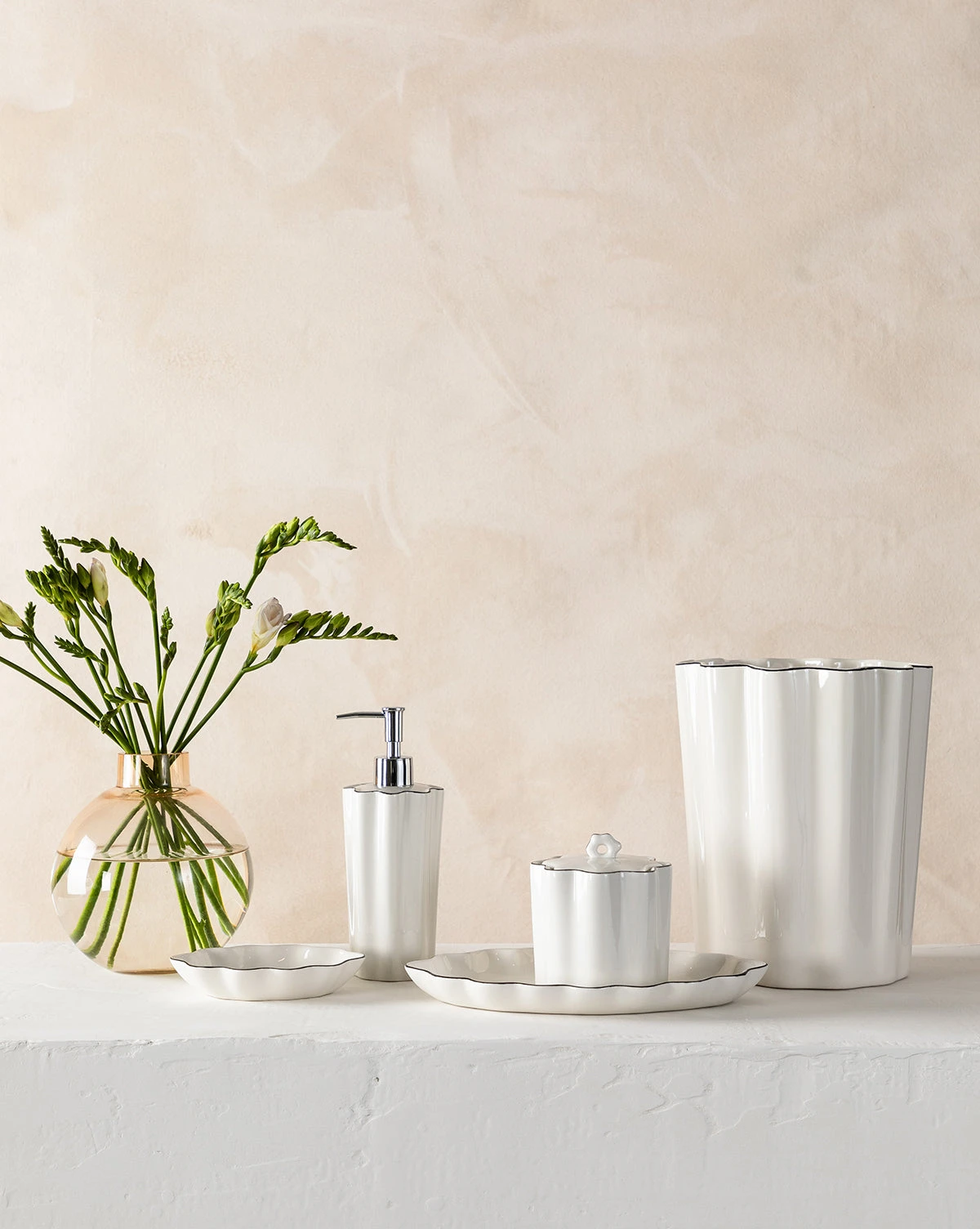 Bryer Waste Bin 4 Bryer Waste Bin - Image 2