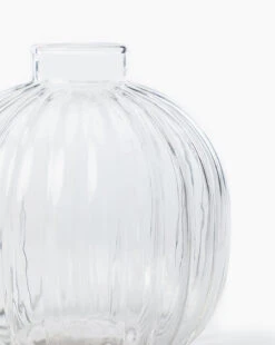 Arwen Vase 9 Arwen Vase -Bloomingville Shop ArwenVase MDCR2748 GLS OS D1 T