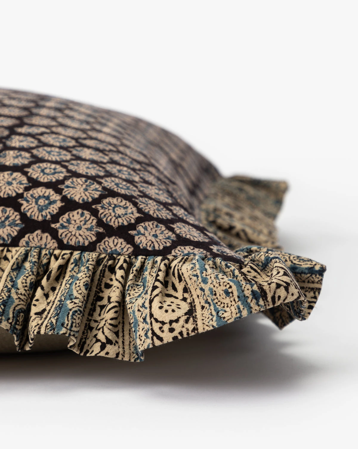 Cassana Floral Pillow Cover 5 Cassana Floral Pillow Cover - Image 3