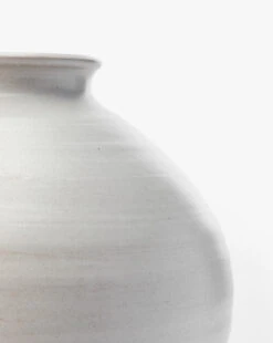 Enola Vase -Bloomingville Shop EnolaVase MDCR2623 WHT OS D1 T 3320507d 5854 418e b23c c221a2075333