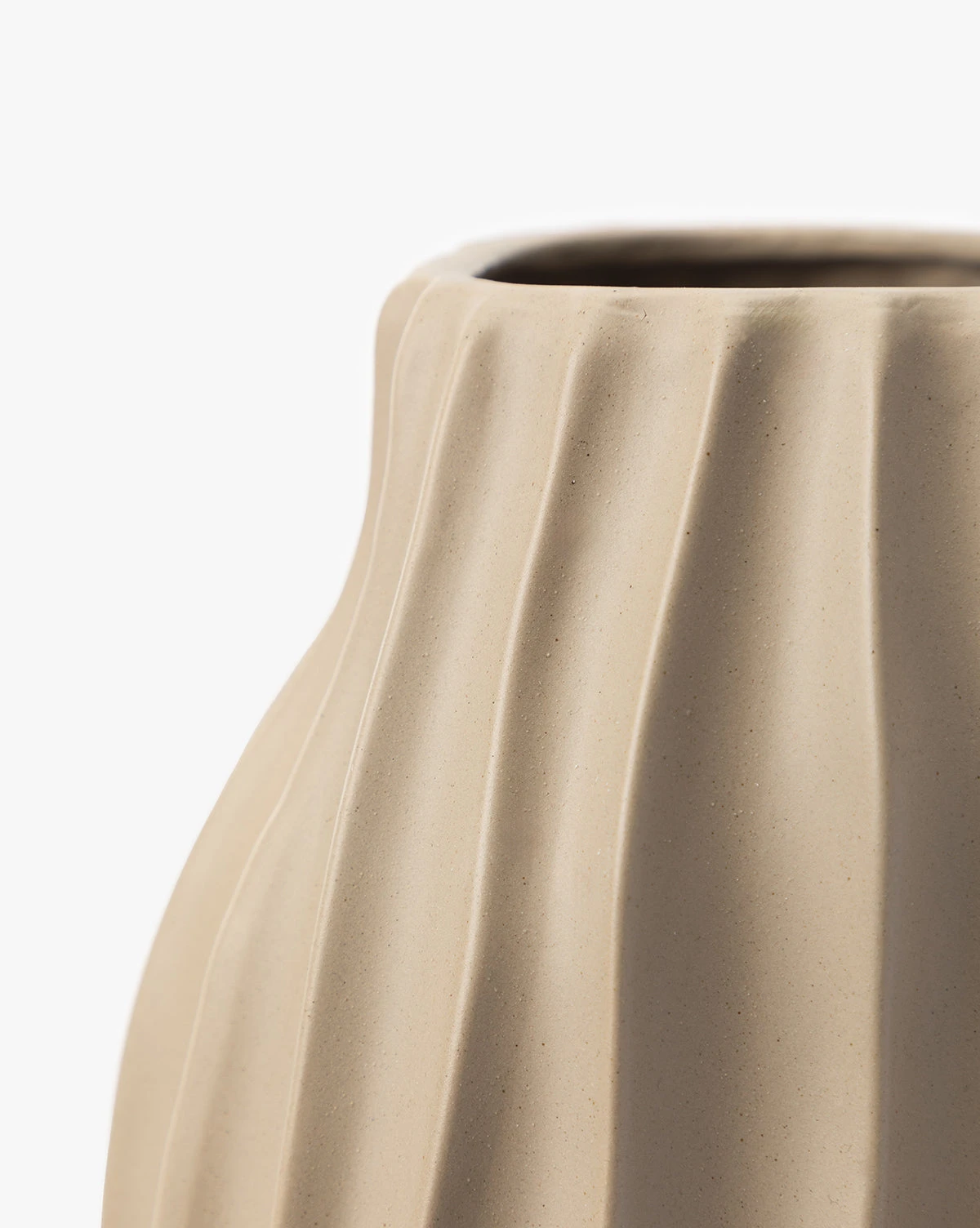 Bloomingville Ione Fluted Vase 5 Bloomingville Ione Fluted Vase - Image 3