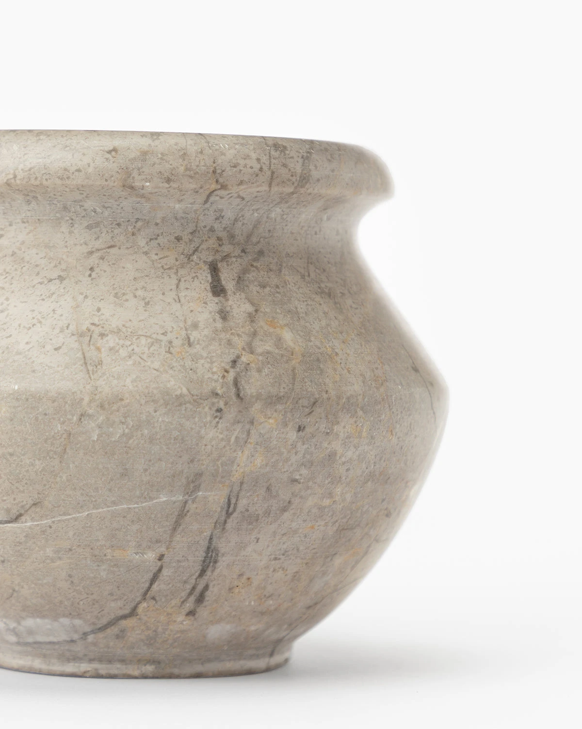 Leo Marble Vase 5 Leo Marble Vase - Image 3