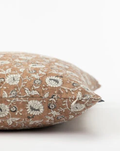 Nanette Pillow Cover -Bloomingville Shop NanettePillowCover MPLW1249 CFF 20x20 D1