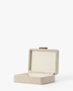 Natural Fabric Boxes 17 Natural Fabric Boxes -Bloomingville Shop NaturalFabricBoxes MDCR2720 OWH S D1 T