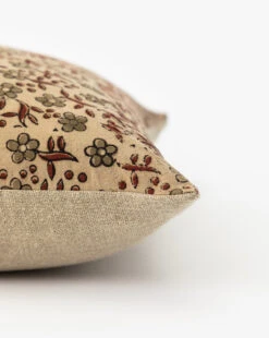 Pelle Floral Pillow -Bloomingville Shop PelleFloralPillow MPLW1404 MAR 14x20 D1 T