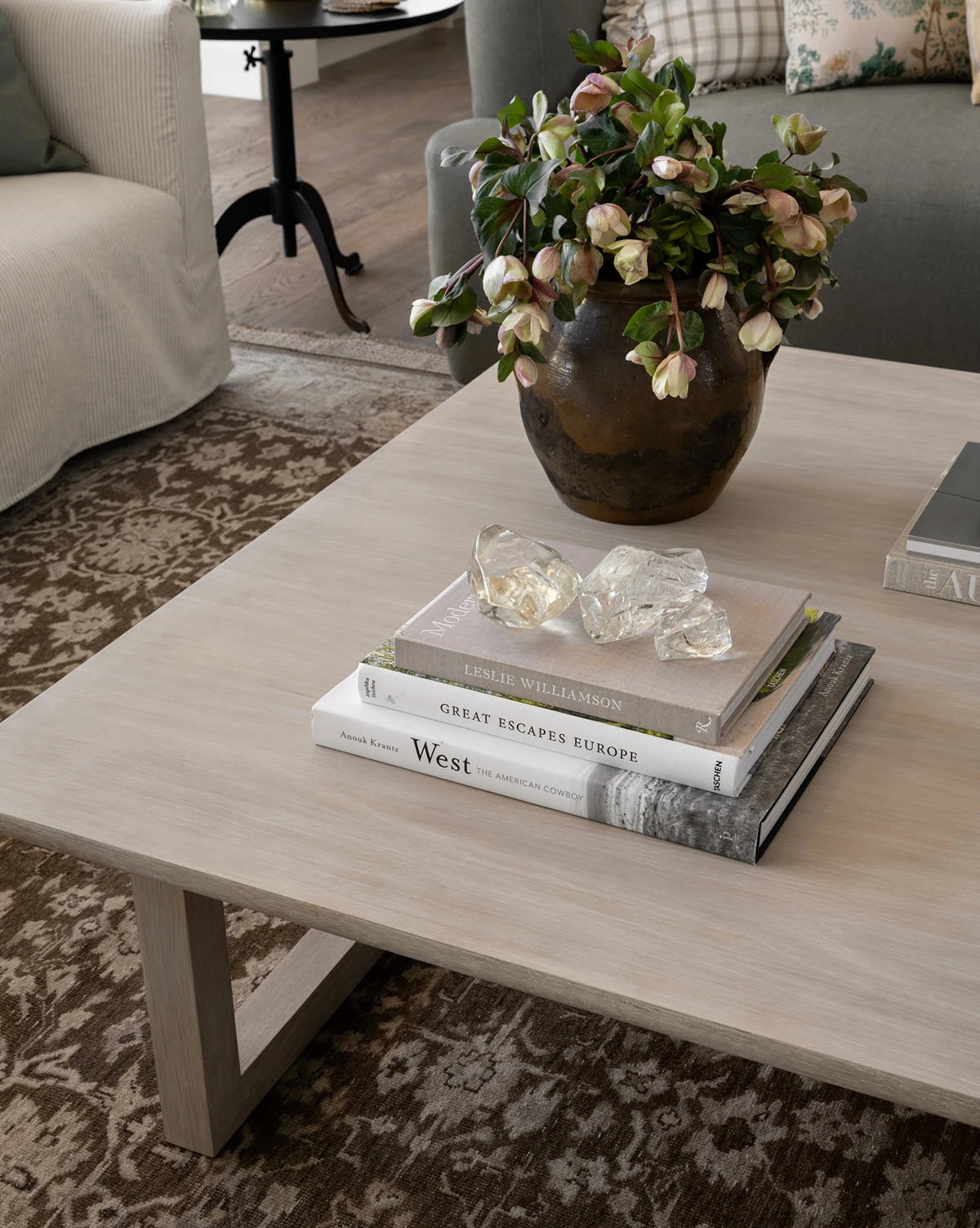 Glass Crystal Object (Set Of 3) 5 Glass Crystal Object (Set Of 3) - Image 3