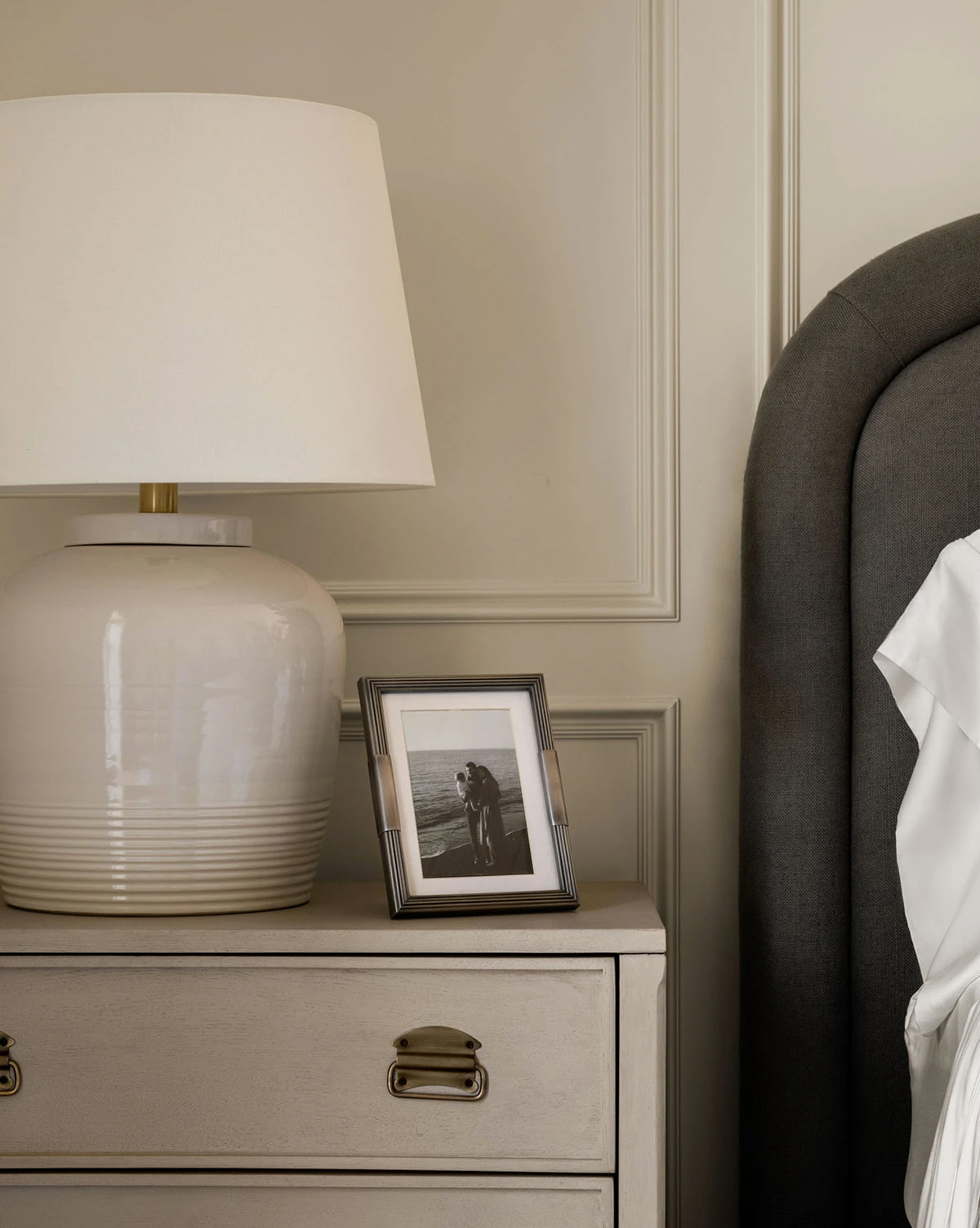 Fluted Metal Frame 4 Fluted Metal Frame - Image 2